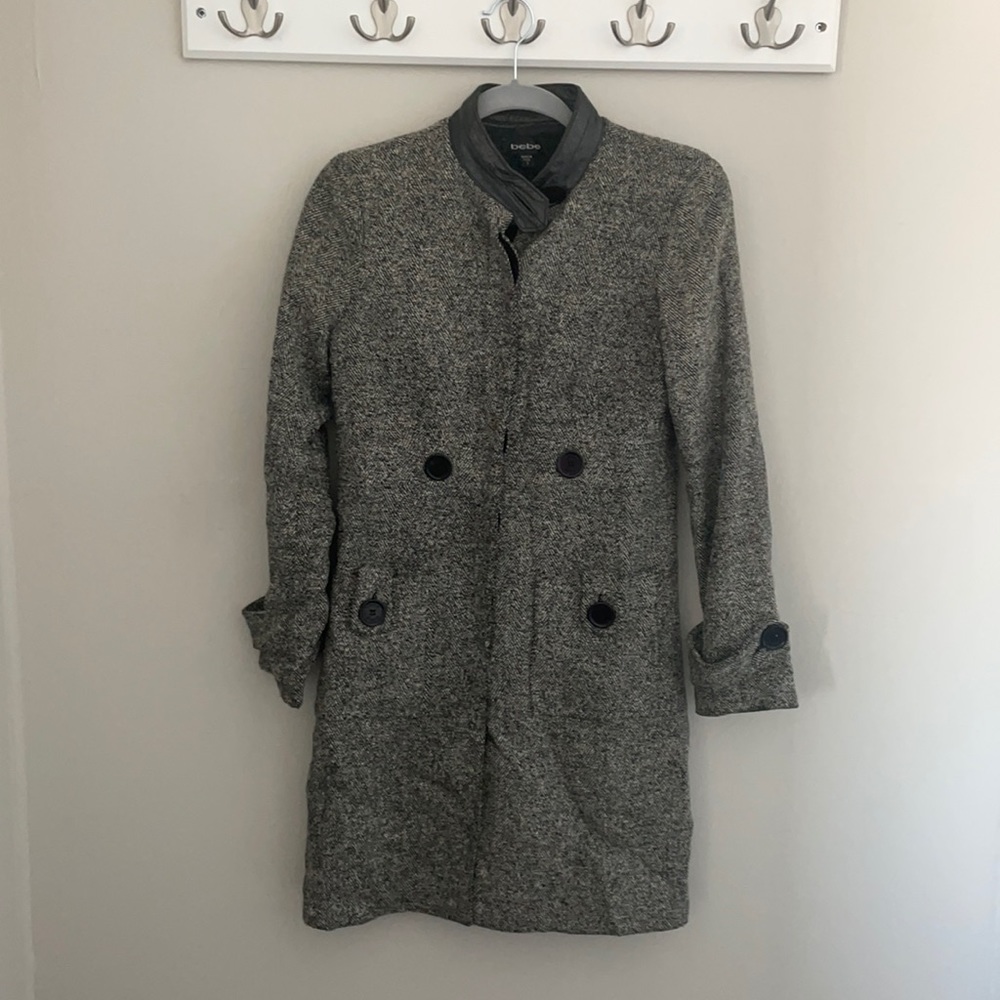 Bebe black and white 3/4 jacket with leather trim neck